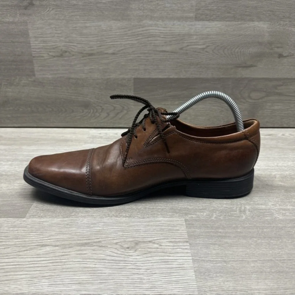 Clarks Mens Tilden Cap‎ Toe Brown Oxford Dress Shoe Size 10 M Very Nice